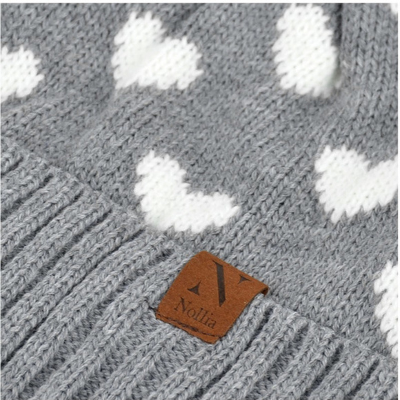 WOMEN'S GRAY HEARTS AND POM POM BEANIE HAT - Picture 4 of 5